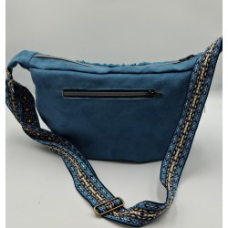 Demi-lune petrol country