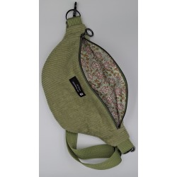 sac banane vert en velours côtelé